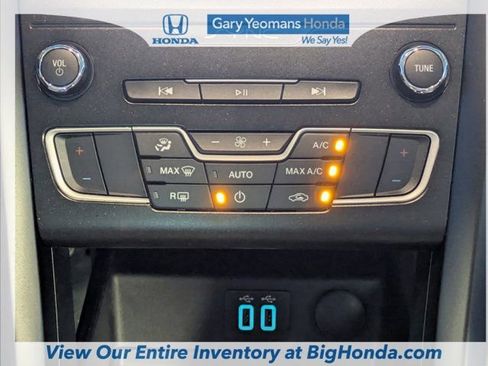 Used 2020 Ford Fusion SE w/ Equipment Group 151A image 20