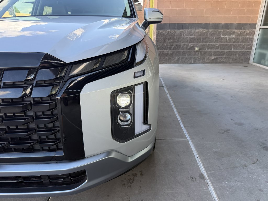 Used 2025 Hyundai Palisade SEL FWD image 11