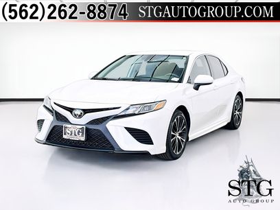 Used 2019 Toyota Camry SE w/ Carpet Mat Package