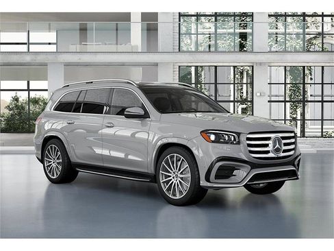 New 2026 Mercedes-Benz GLS 580 4MATIC image 11