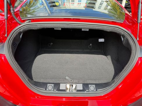 Used 2022 Ferrari Roma RWD image 54