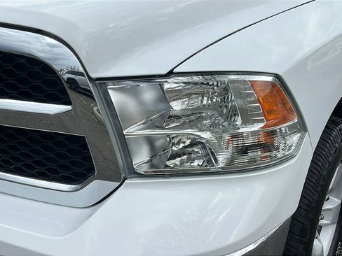 Used 2020 RAM 1500 Classic SLT image 8