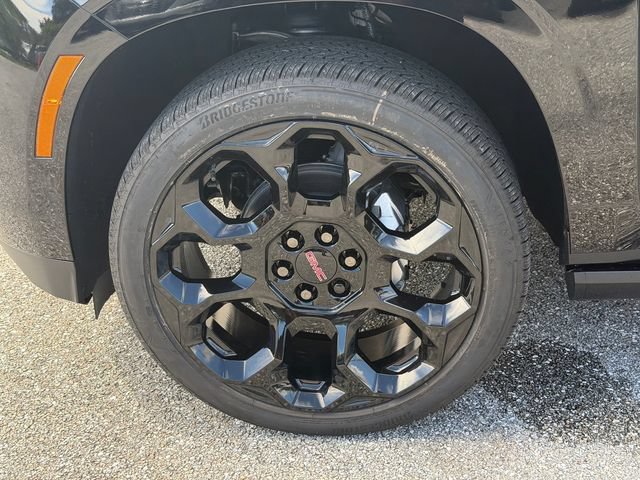New 2026 GMC Yukon Denali w/ Denali Reserve Package AWD/4WD image 17