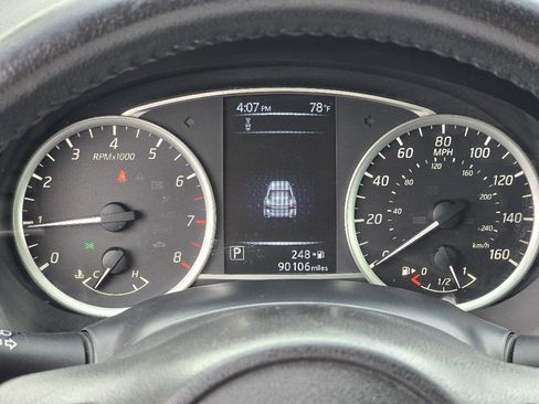 Used 2018 Nissan Sentra SV image 7