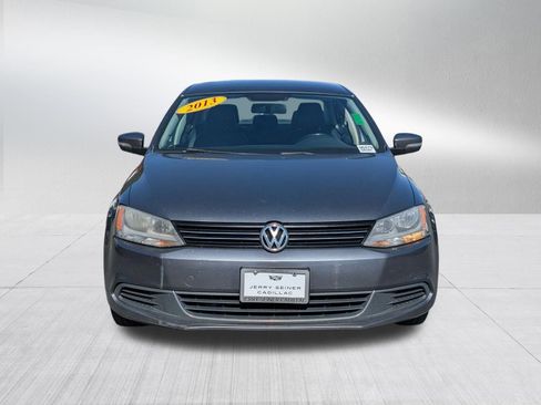 Used 2013 Volkswagen Jetta SE FWD image 9