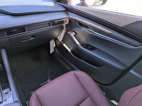 New 2026 MAZDA MAZDA3 Carbon image 18