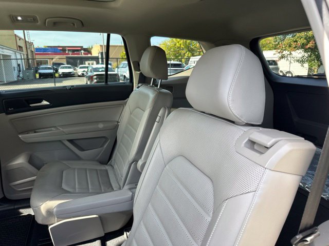 Used 2021 Volkswagen Atlas SEL Premium AWD/4WD image 16