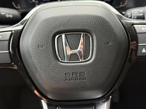 Used 2024 Honda Pilot Elite image 38