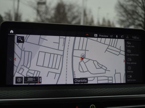 Certified 2025 BMW X4 M40i w/ Premium Package image 20