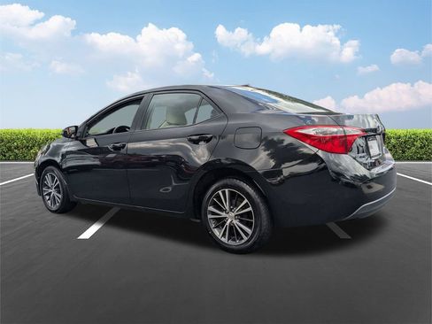 Used 2016 Toyota Corolla LE w/ Driver Convenience Package FWD image 9