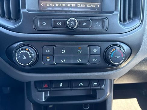 Used 2017 Chevrolet Colorado W/T w/ WT Convenience Package RWD image 6
