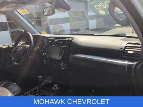 Used 2020 Toyota 4Runner Nightshade AWD/4WD image 30