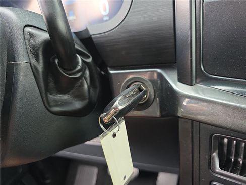 Used 2024 Ford F150 STX image 29