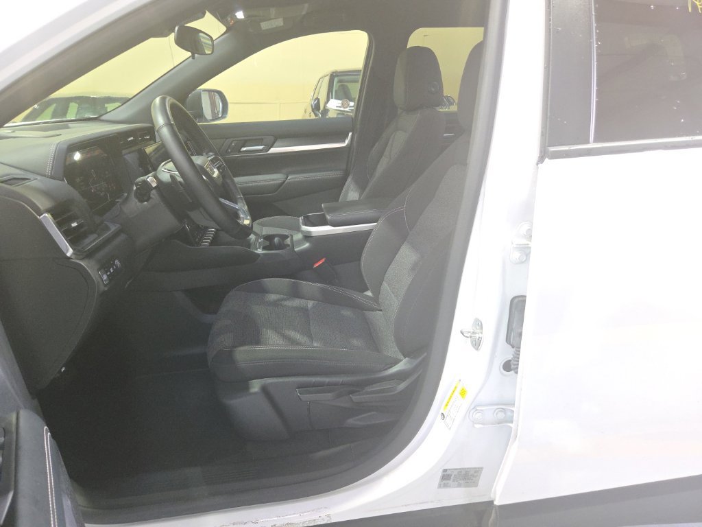 Used 2026 GMC Terrain Elevation FWD image 3