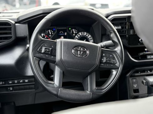 Used 2025 Toyota Tundra SR image 15