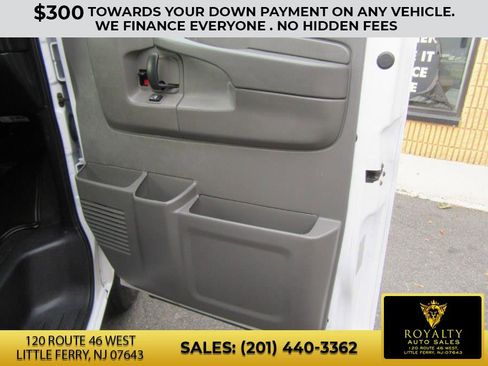Used 2015 Chevrolet Express 2500 LS image 31
