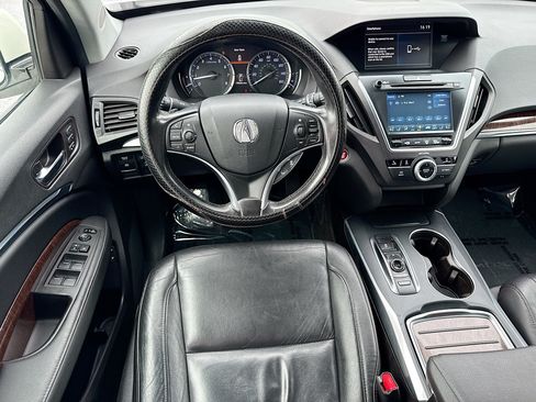 Used 2019 Acura MDX FWD image 17