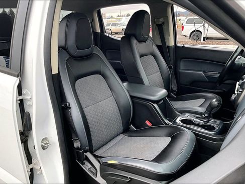 Used 2015 Chevrolet Colorado Z71 image 7