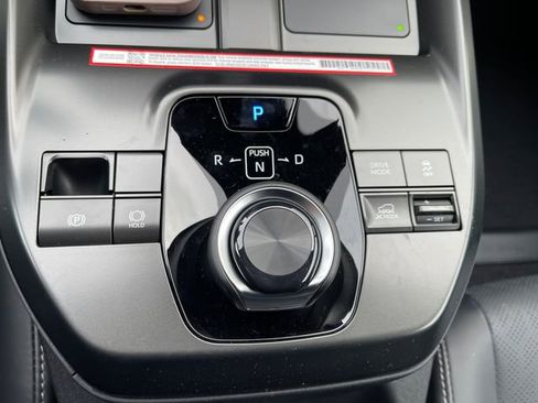 New 2026 Subaru Solterra Premium image 27