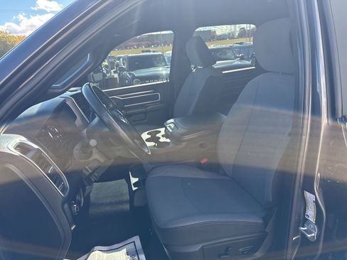 Used 2024 RAM 3500 Big Horn image 12