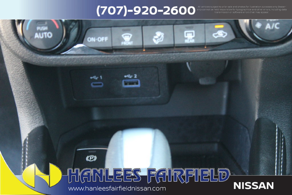 Used 2024 Nissan Kicks SR w/ SR Premium Package FWD image 20