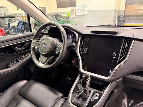 Used 2023 Subaru Outback Touring XT AWD/4WD image 30