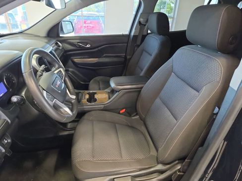 Used 2021 GMC Acadia SLE FWD image 14