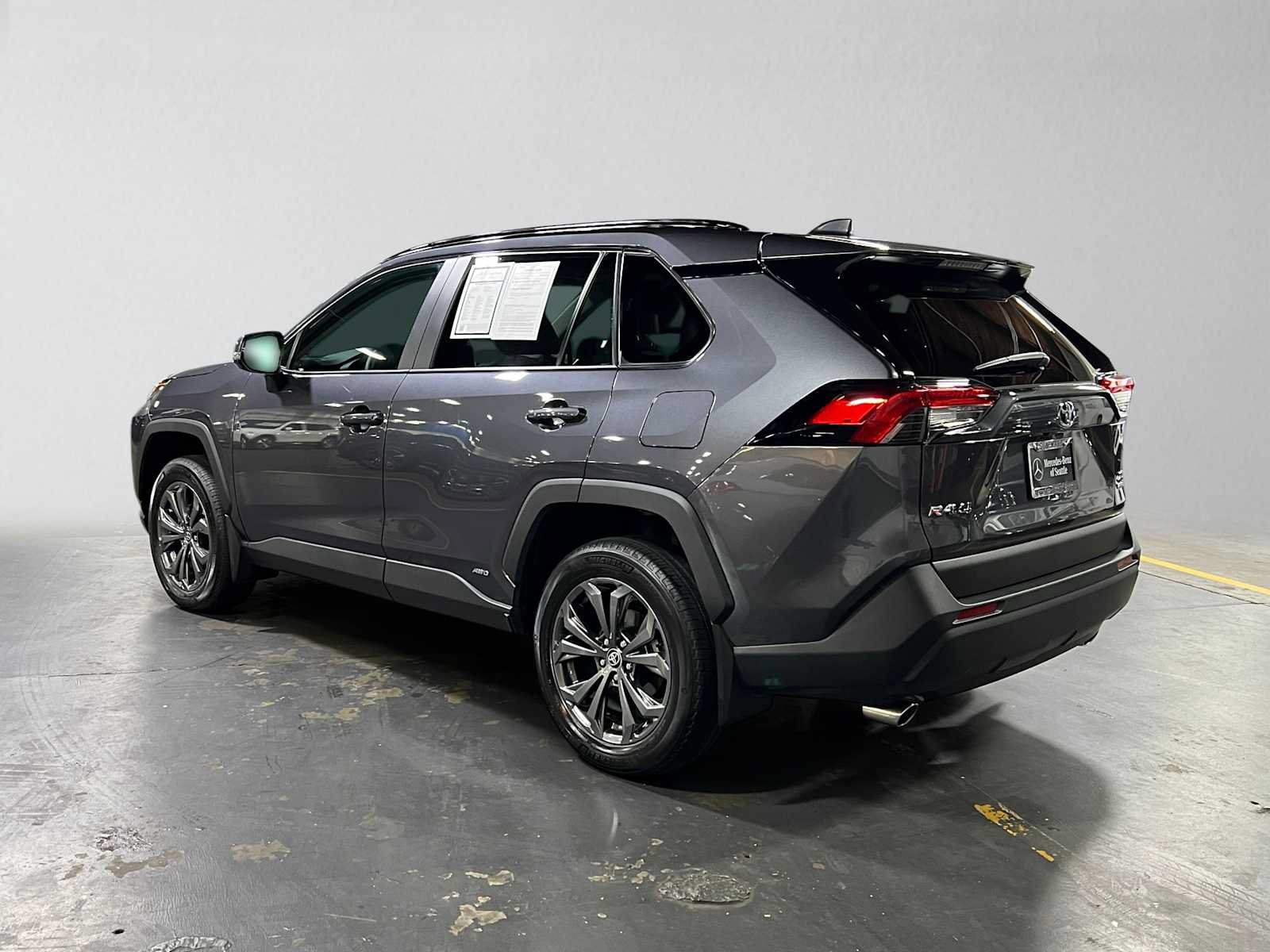 Used 2024 Toyota RAV4 XLE Premium w/ Weather Package AWD/4WD image 5