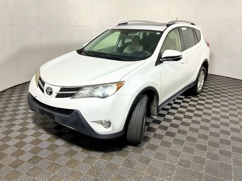 Used 2013 Toyota RAV4 XLE AWD/4WD image 9