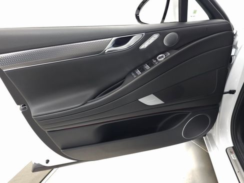 Used 2025 Genesis G80 3.5T Sport image 9