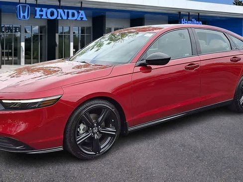 Certified 2025 Honda Accord Sport image 4