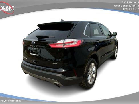 Used 2024 Ford Edge Titanium AWD/4WD image 5