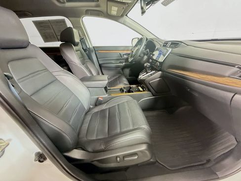 Used 2020 Honda CR-V Touring image 29