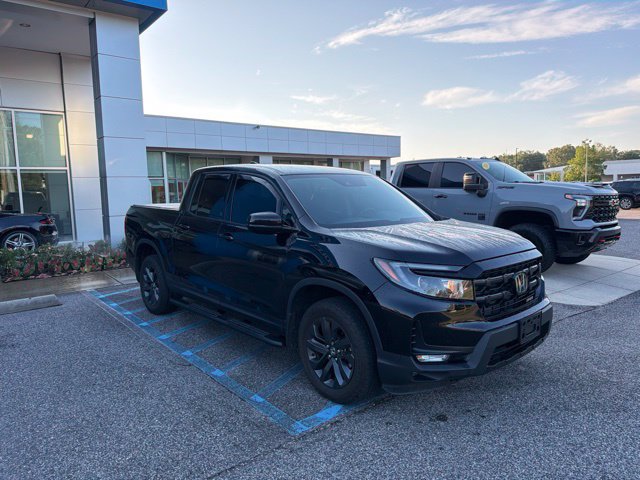 Used 2024 Honda Ridgeline Sport image 3
