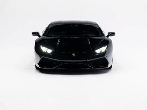 Used 2018 Lamborghini Huracan LP 610-4 AWD/4WD image 7