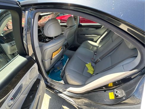 Used 2007 Lexus LS 460 RWD image 5