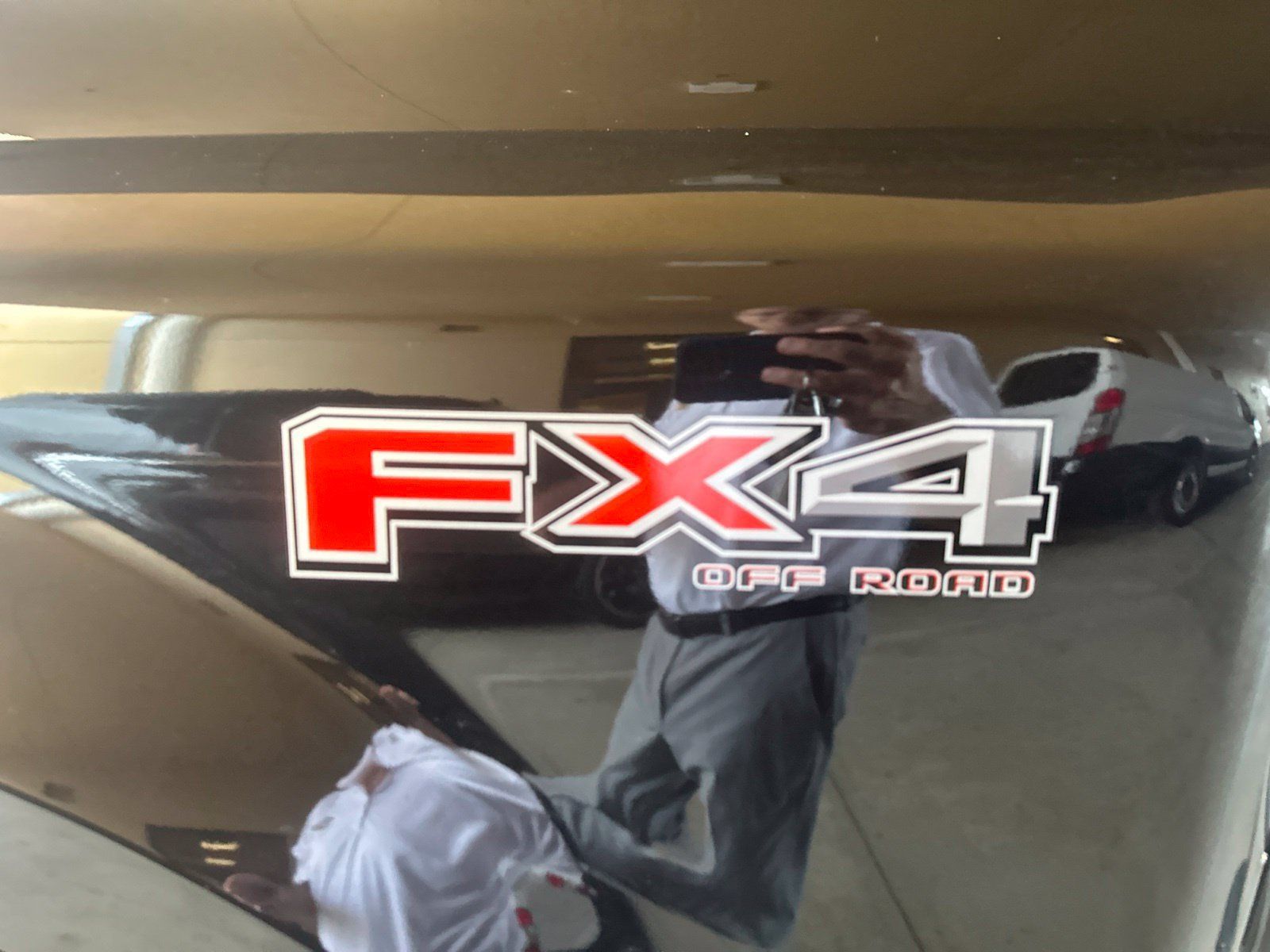 Used 2025 Ford F350 Lariat w/ Chrome Package AWD/4WD image 5