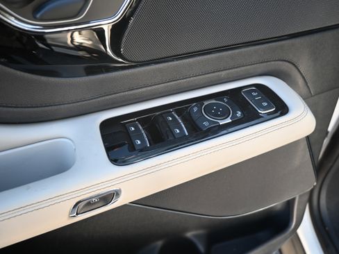 Used 2025 Lincoln Aviator Reserve w/ Jet Appearance Package image 14