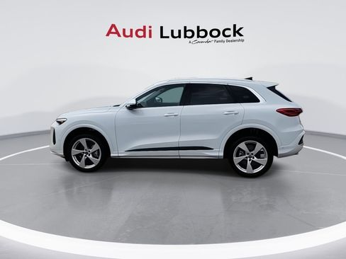 New 2025 Audi Q5 Premium Plus image 6