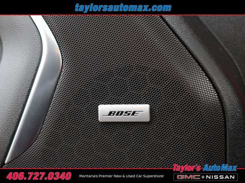 Used 2024 GMC Yukon AT4 w/ Technology Package AWD/4WD image 37