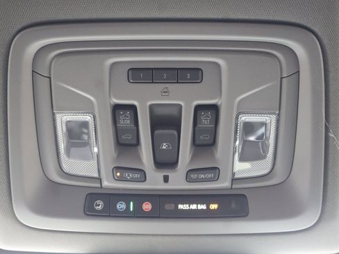 New 2026 GMC Sierra 3500 Denali w/ Denali Reserve Package image 33