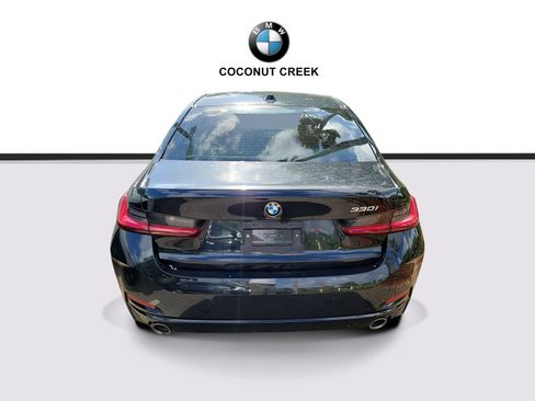 Certified 2024 BMW 330i Sedan w/ Convenience Package RWD image 3