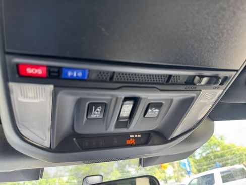 Used 2024 Subaru Forester Wilderness AWD/4WD image 30