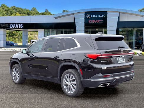 Used 2025 Buick Enclave Preferred FWD image 3