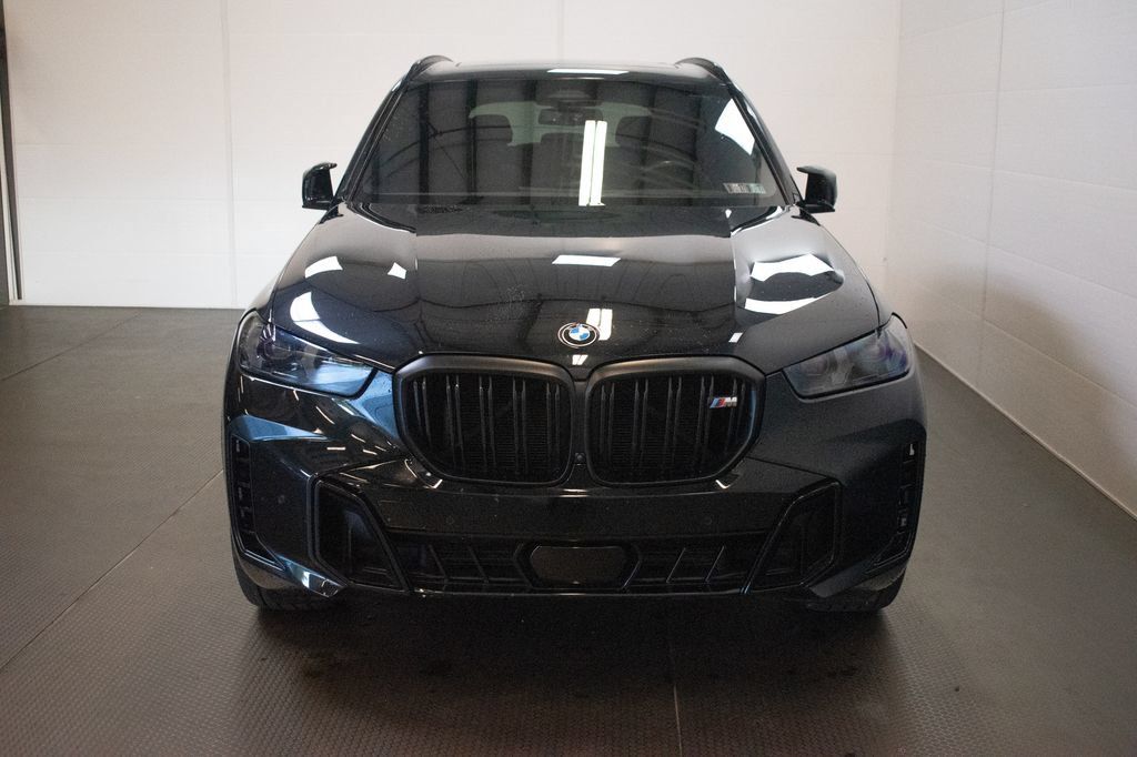 Used 2025 BMW X5 M60i w/ Climate Comfort Package AWD/4WD image 2