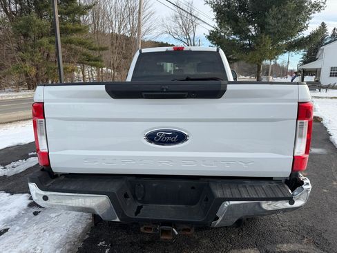 Used 2019 Ford F350 XLT w/ XLT Value Package image 6