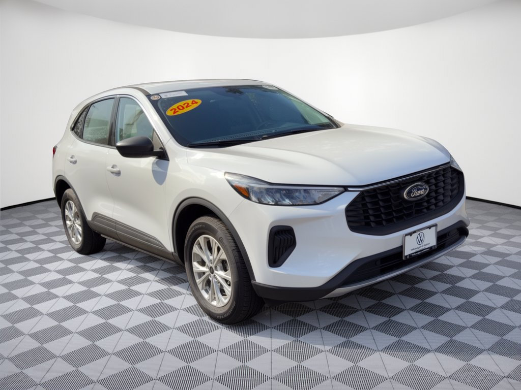 Used 2024 Ford Escape Active AWD/4WD image 7