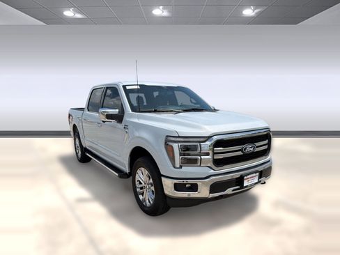 Used 2025 Ford F150 Lariat w/ Equipment Group 501A Mid image 6