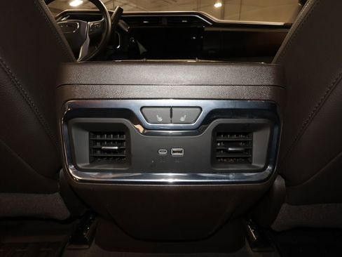 Used 2024 GMC Sierra 2500 Denali w/ Denali Reserve Package image 31