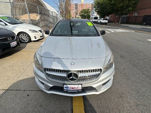 Used 2016 Mercedes-Benz CLA 250 4MATIC image 7